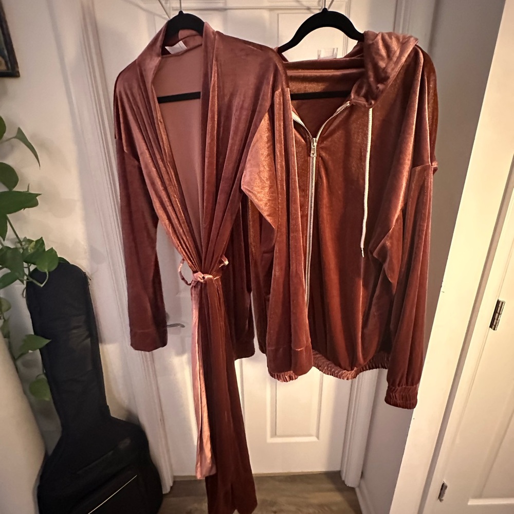 Laina Rauma Velvet Set